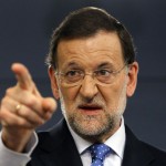 Rajoy acusa a Sánchez de socialista y presenta una querella