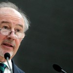 Hallan ADN de pensionista estafado en varias corbatas de Rodrigo Rato