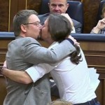 El IBEX 35 y Bertín Osborne condenan el beso entre Iglesias y Domènech