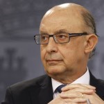 Los ricos podrán hacer la declaración de la Renta con el extremo del pene