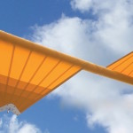 Iberdrola y Endesa instalarán macrotoldos sobre las poblaciones más soleadas