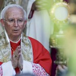 Siete cosas insólitas que puede hacer con su lengua el cardenal Cañizares y no sabías