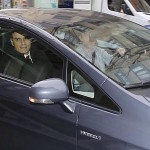 Dimiten ahora cincuenta y siete de los noventa caballos del Toyota de Pedro Sánchez