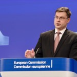 Bruselas obliga a España a que encabece los recibos de la luz con “Estimado gilipollas”