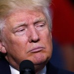 Trump ordena quitar el español del diccionario inglés-español