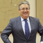 “Con la papada del ministro Zoido podrían comer trescientos subsaharianos durante quince días”, según los nutricionistas