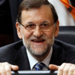Los ginecólogos confirman que lo que está haciendo Rajoy con los españoles es sexo consentido