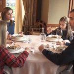 La Casa Real niega que se usaran dobles para tomarse la puta sopa del vídeo de la familia de Felipe VI